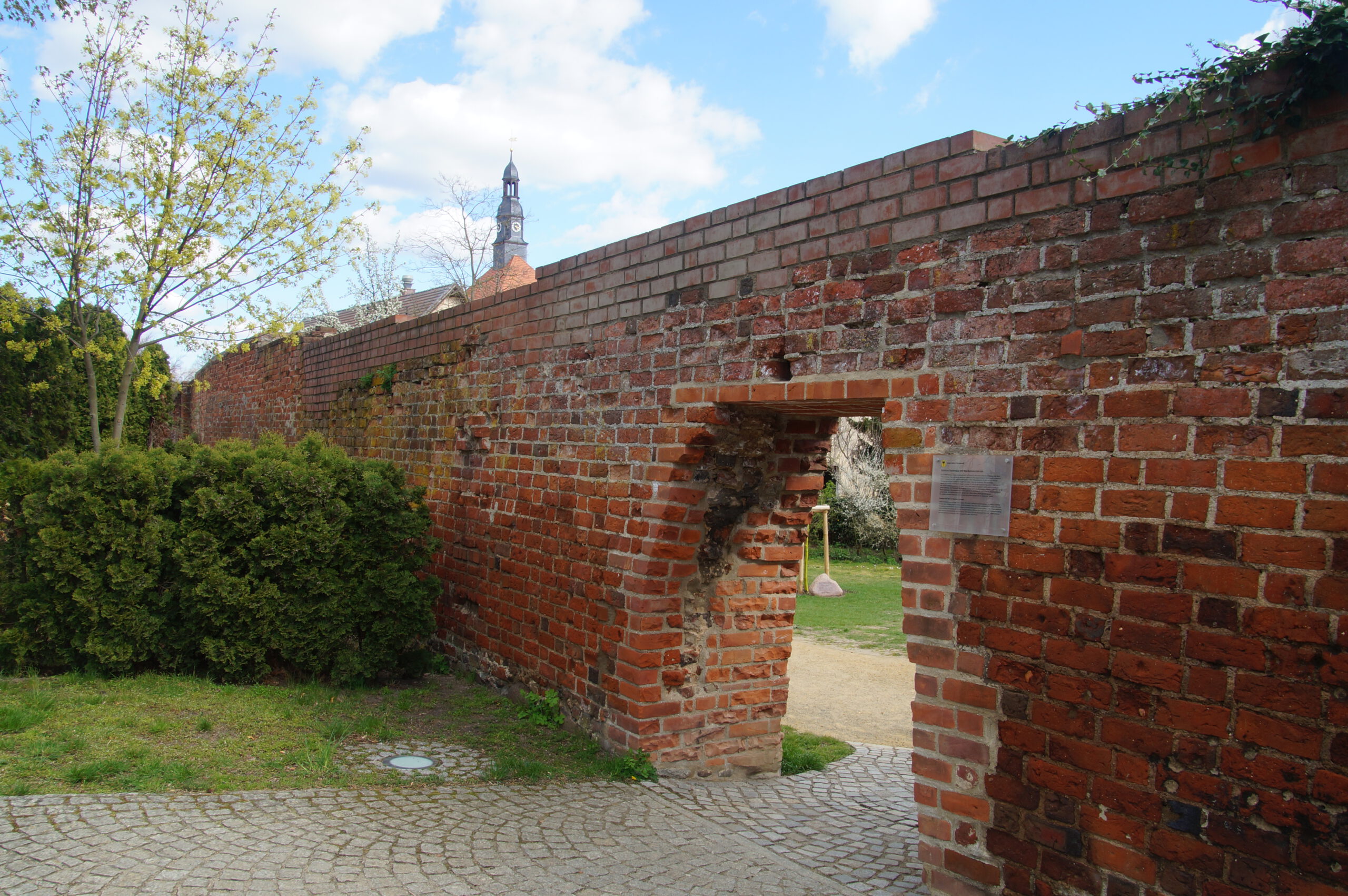 Lübbener Stadtmauer